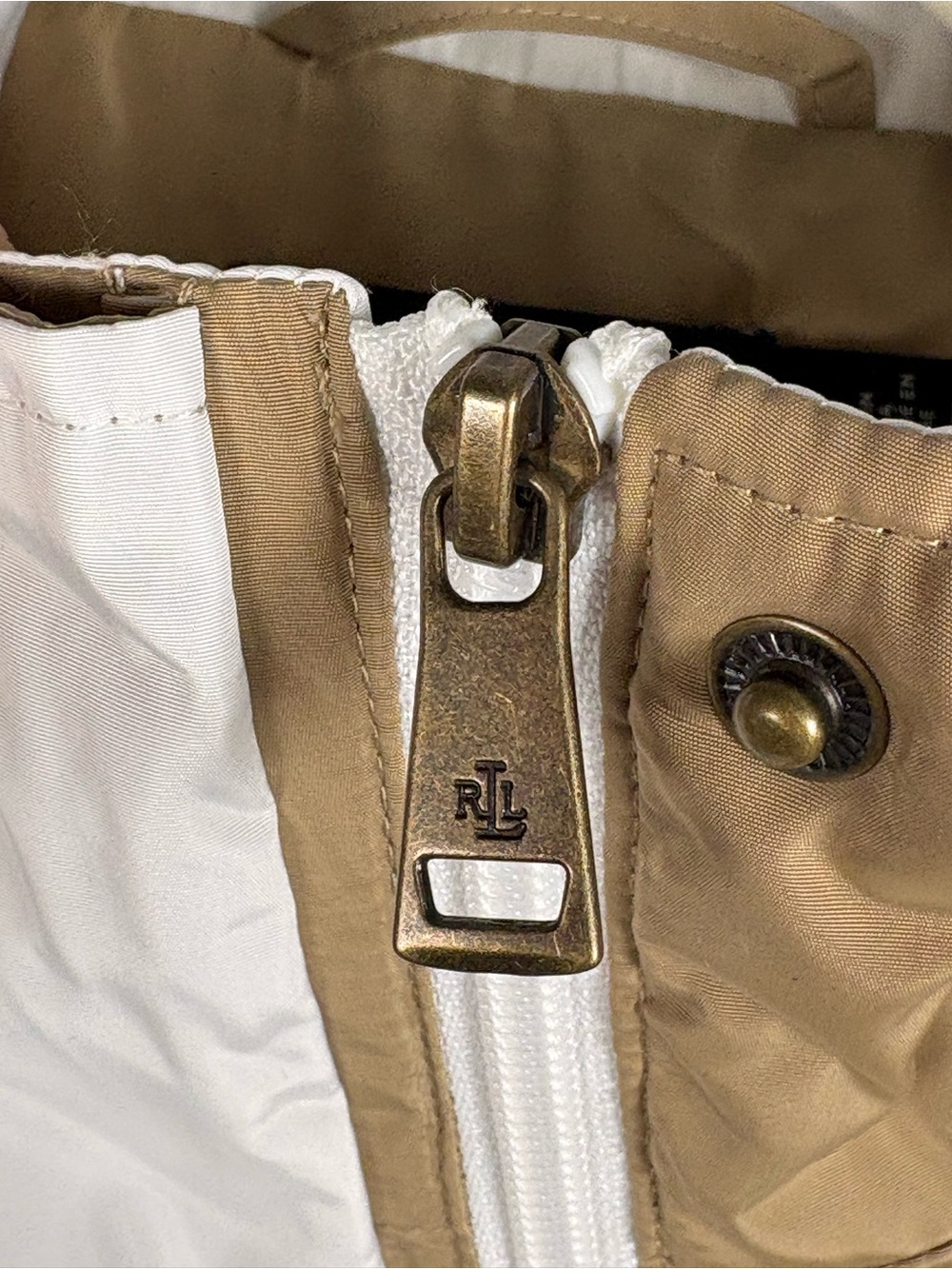 Lauren Ralph Lauren Beige Light Coat with White Contrast Collar - Picture 8 of 10